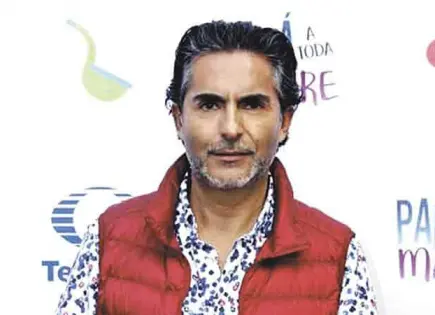 Negro Araiza respalda a Armando por pedir trabajo en redes