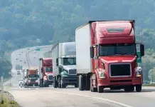 Robo a transportistas, cuando choferes se bajan a hacer sus necesidades fisiol&oacute;gicas.