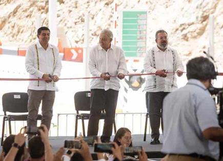 Tras 15 años, LO inaugura autopista a Puerto Escondido