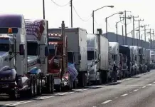Transportistas de 32 estados realizarán un paro nacional Transportistas de 32 estados realizarán un paro nacional