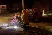 Mueren dos en choque frente a la BMW, cerca de Villa de Reyes