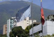 Gobierno venezolano ordena salida de funcionarios de la ONU