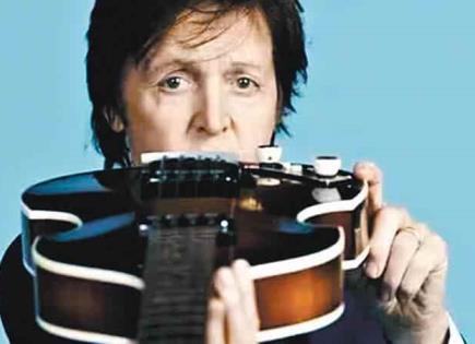 Paul McCartney recupera una guitarra