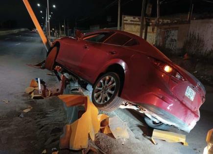 Accidente de veh&iacute;culo Mazda en Rocha Cordero