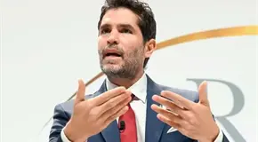 Ver&aacute;stegui, en contra de Gloria Trevi por apoyar a Bad Bunny