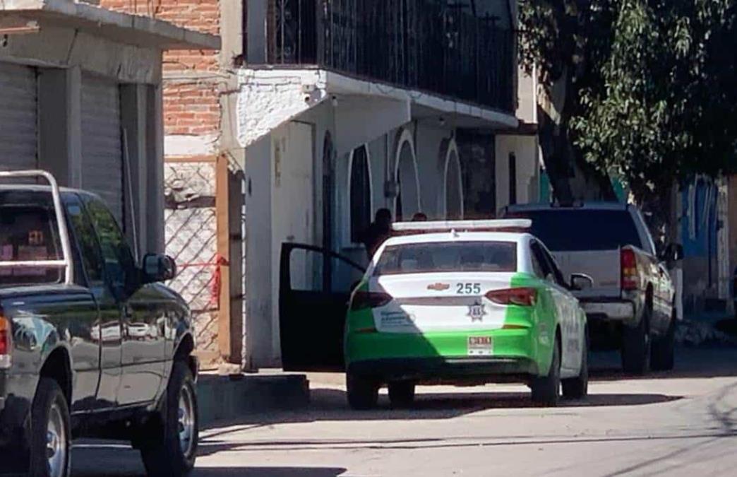 El cuerpo del hombre qued&oacute; en el interior de su domicilio / Foto: Teodoro Blanco