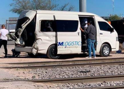 Tren embiste a camioneta con obreros a bordo
