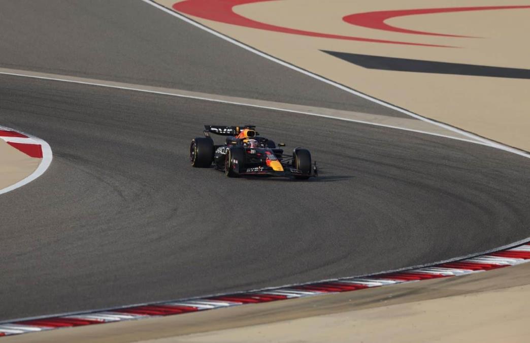 Max Verstappen planea comenzar la temporada con una nueva victoria / Foto: EFE