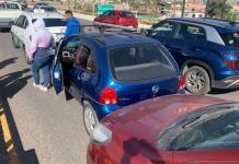 Carambola en carretera a Rioverde deja daños en 4 vehículos