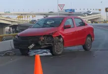 Choques tempraneros en distribuidor vial y en Perif&eacute;rico dejan s&oacute;lo da&ntilde;os