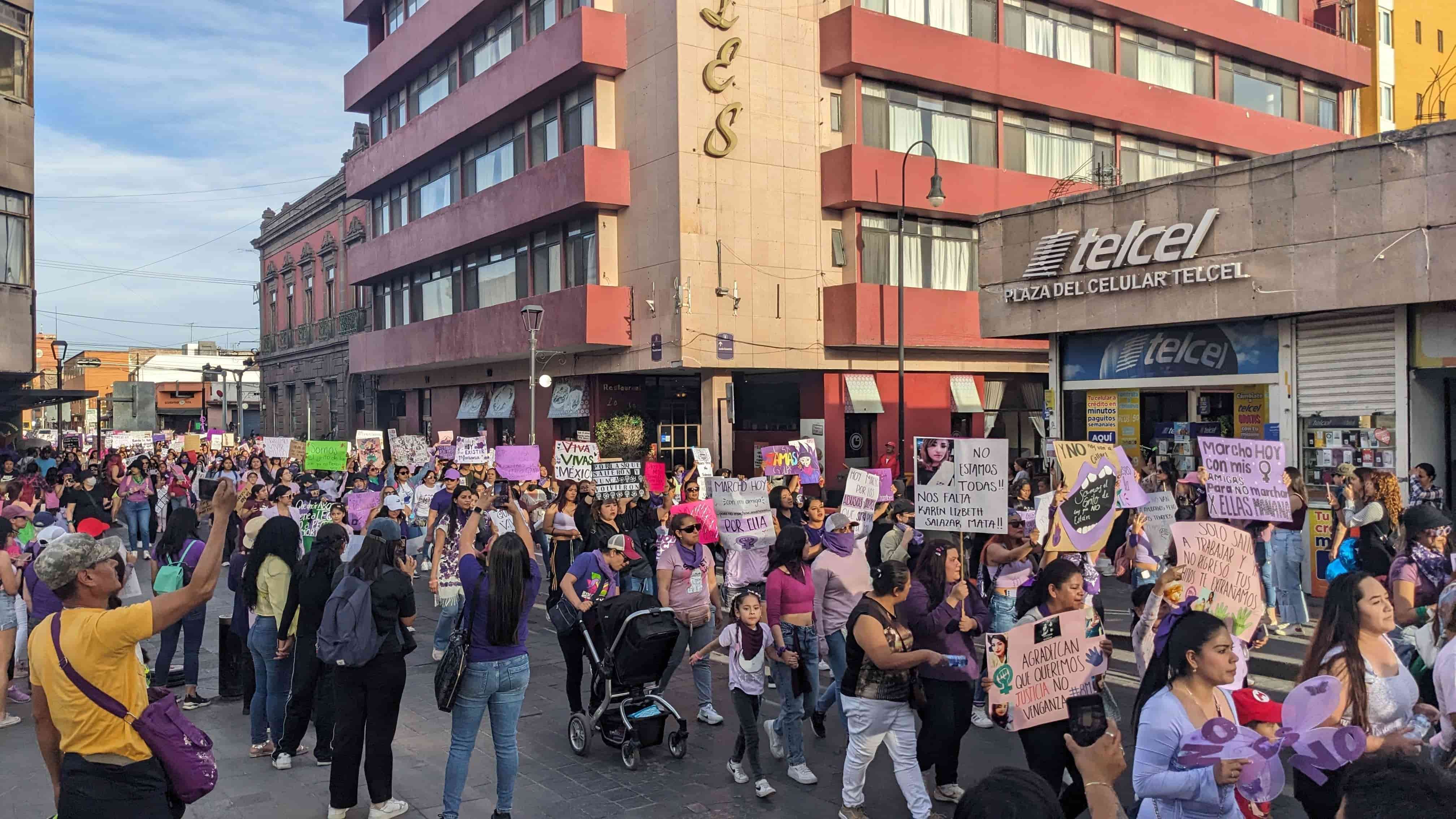 8 de marzo: Mujeres marchan por igualdad y seguridad