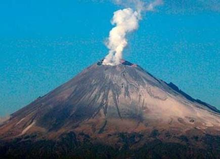 Actividad del volcán Popocatépetl este domingo
