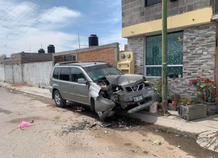 Accidente entre Tres Vehículos en Barrio Vergeles