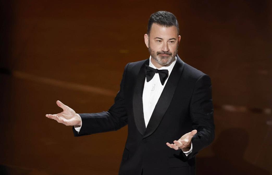 Kimmel ha sido el anfitrión favorito de la Academia de Artes y Ciencias Cinematográficas, siendo seleccionado para presentar los premios Oscar en 4 ocasiones.