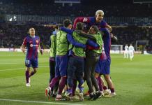 El Barça avanza en Champions League ante un débil Nápoles