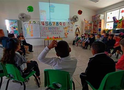 Imparte PC taller a niños de preescolar
