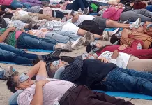 Siesta Masiva en el Monumento a la Revolución