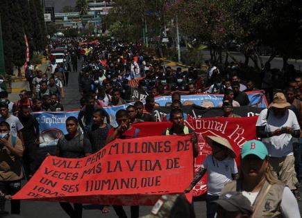 Movilización en Ayotzinapa por Verdad y Justicia