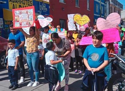 Celebra escuela Día de la Familia