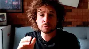 Luisito Comunica recibe críticas de fanáticas de BTS