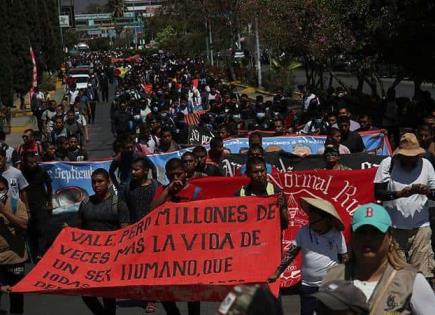 Protestan los normalistas