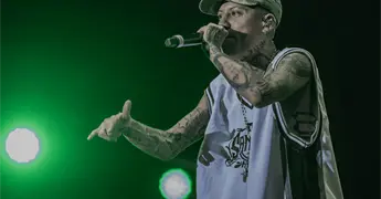 Fiesta guadalupana de Santa Fe Klan termina en ri&ntilde;a