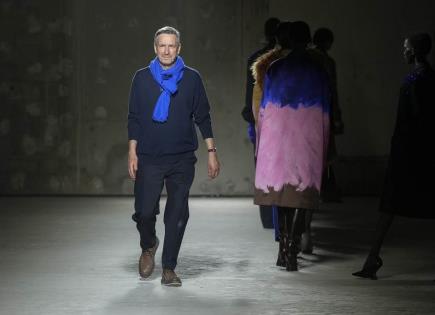 Dries Van Noten Anuncia Retiro como Director Creativo de su Marca de Moda