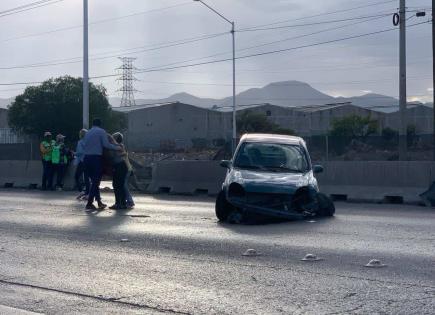 Accidente de tráfico en Periférico norte: Conductora herida tras choque vehicular