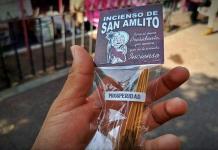 Semana Santa: Venden incienso y oración a San AMLITO para la prosperidad
