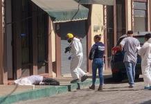 Video | Apuñalan y dan muerte a un hombre en pleno centro histórico