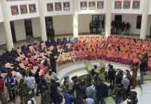 Emotivo regreso de estudiantes secuestrados en Nigeria