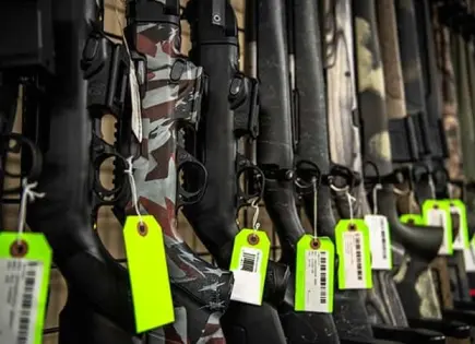 Corte de EU da revés a México sobre demanda a fabricantes de armas