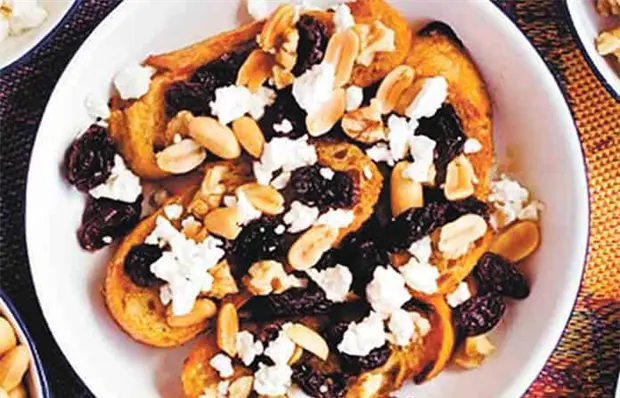 Receta de capirotada para Semana Santa