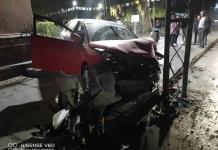 Accidente en el Saucito: Conductor Irresponsable Provoca Colisión y Abandona la Escena