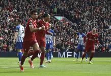 Liverpool toma el liderato en la Premier League