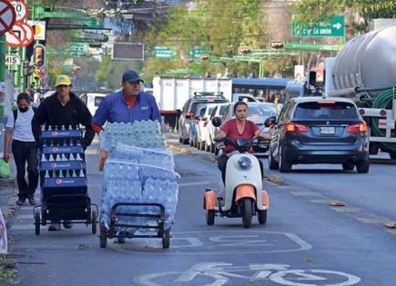 Motos, camiones y autos invaden ciclovías