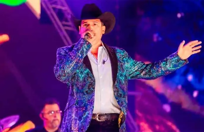 Bobby Pulido habla sobre su experiencia con Ninel Conde