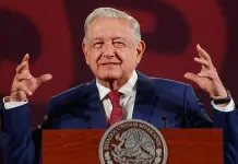 Presidente AMLO defiende su derecho a publicar Presidente AMLO defiende su derecho a publicar