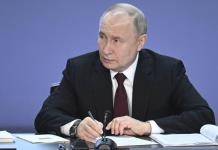 Putin promete capturar a los responsables del ataque en Moscú