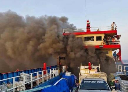 Incendio en Transbordador en el Golfo de Tailandia