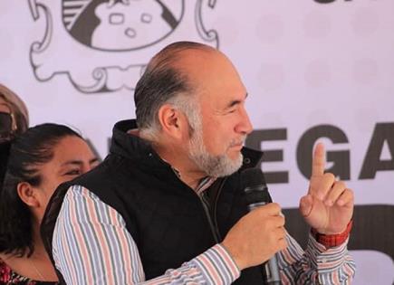 Enrique Galindo pediría licencia