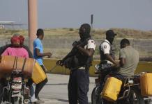 Policía de Haití recupera carguero secuestrado por pandillas tras tiroteo