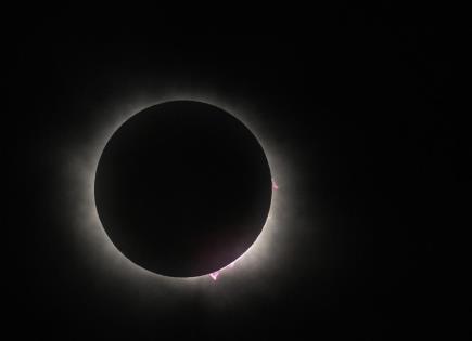 La oscuridad total llega por Texas a EEUU de la mano del eclipse solar