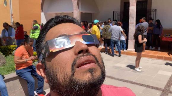 Galería: Potosinos aprecian Eclipse solar en distintos puntos