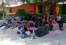 Llegada de 300 migrantes a Tehuantepec con el Viacrucis del Migrante