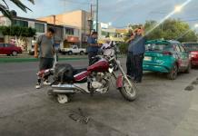 Motociclista Ileso Tras Choque con Camioneta en San Luis Potosí
