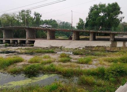 Río Valles llega a nivel crítico