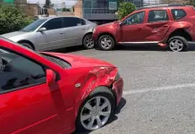 Carambola rumbo al Distribuidor Juárez deja cuantiosos daños