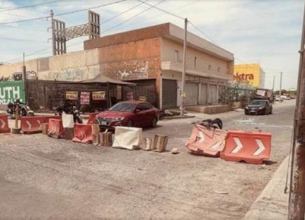 Vecinos de nuevo puente en Perif&eacute;rico y la 71 realizan bloqueo