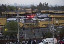 Tres muertos deja desplome de helicóptero en la Ciudad de México